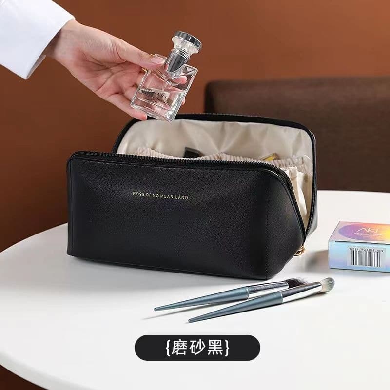 上品な仕切り付き多機能メイクボックス