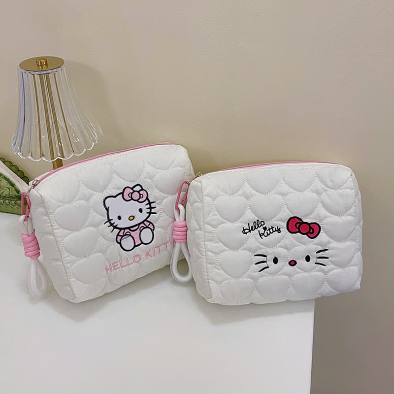 キティちゃんキルティングポーチ型メイクボックス