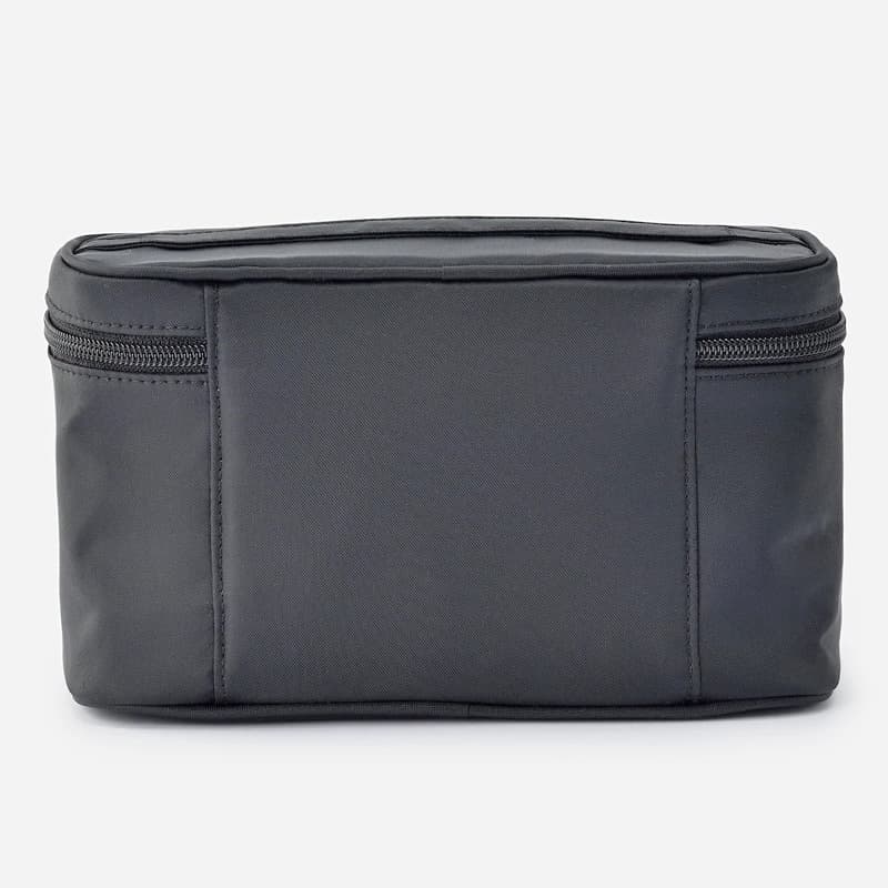 シンプル機能的メイクボックス